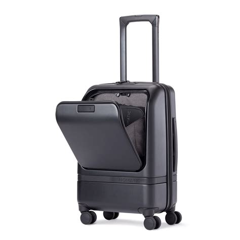 nomatic pro luggage.